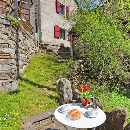 Chalet Rustico Esterina - Happy